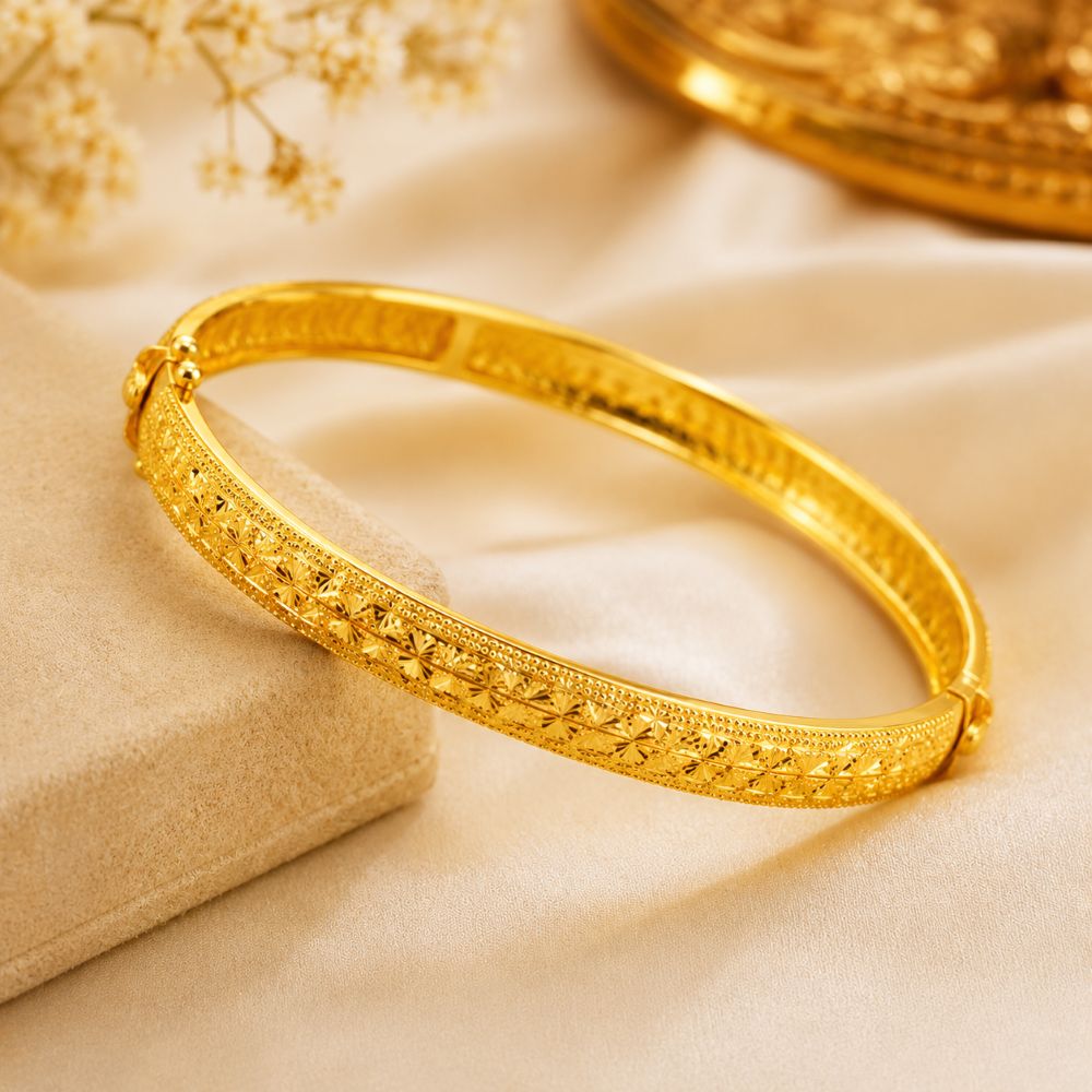 GOLD BANGLE